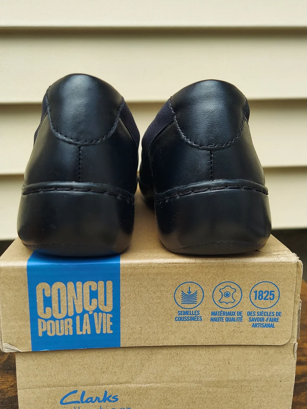 Clarks Cora Charm Black Slip-On Loafers Women's Size 8M NWT Preppy Cottagecore